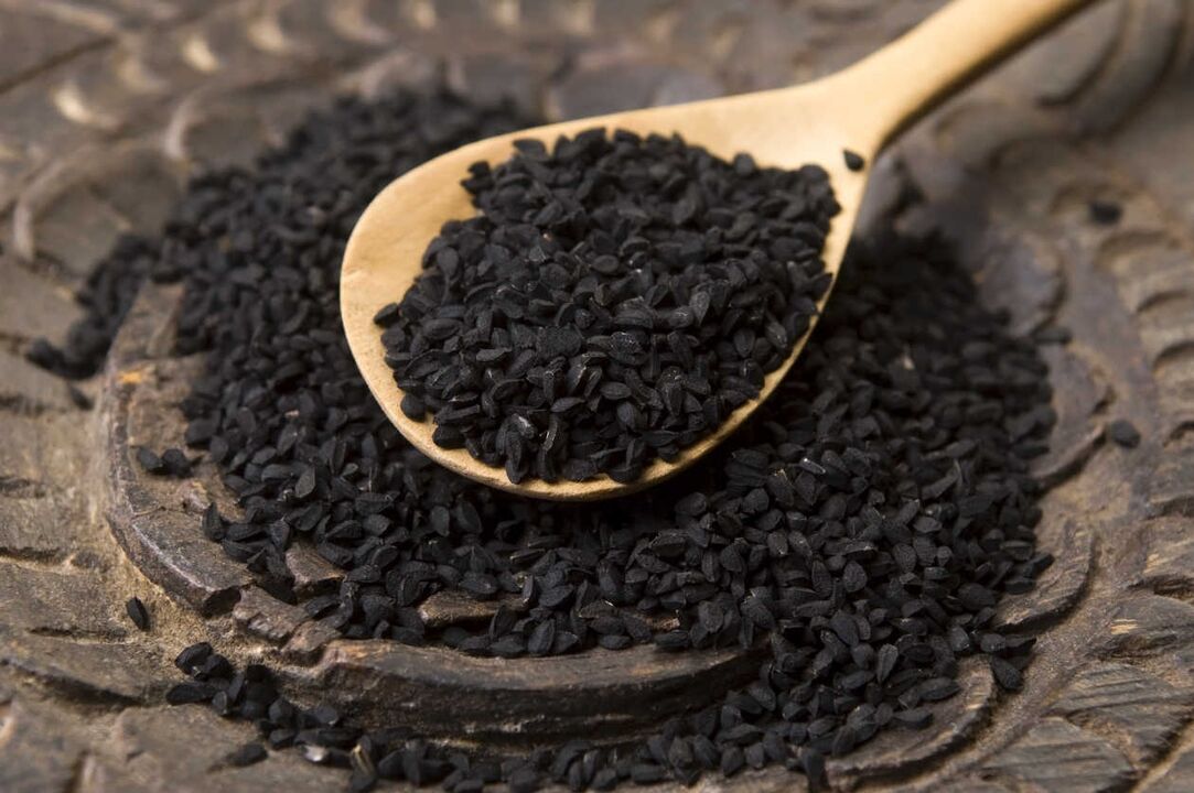 Norint sunaikinti parazitus, tuščiu skrandžiu reikia suvalgyti šaukštą juodųjų kmynų sėklų. 